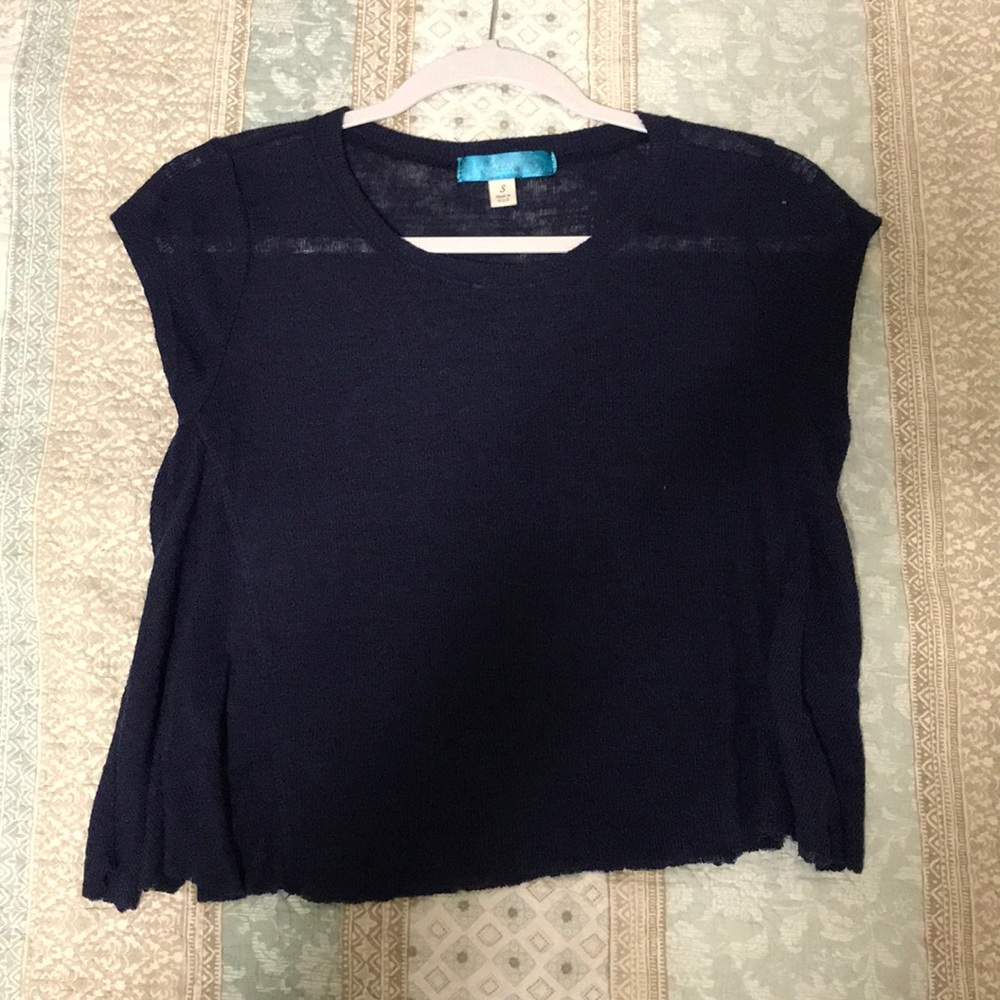 Navy crop top